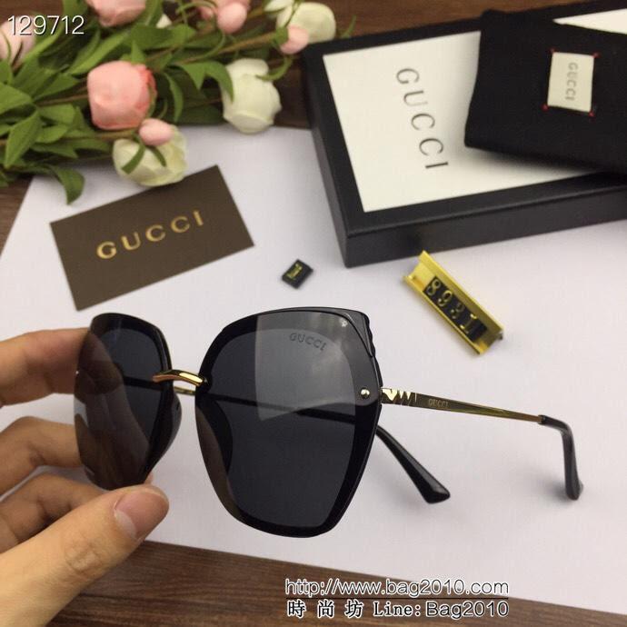 GUCCI古馳 官網同步 歐美風範 原單偏光 女款太陽鏡  lly1563